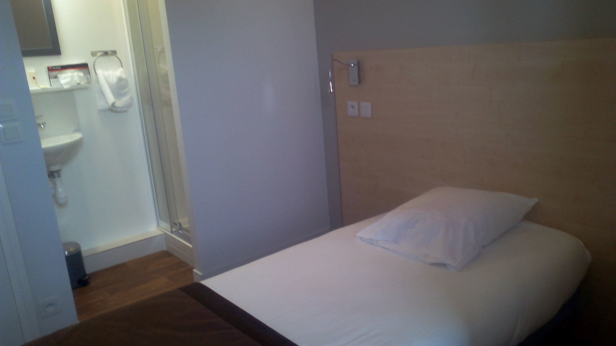 Foch Gare Hotel